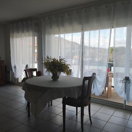 Douces Vacances Apartment Villelongue-dels-Monts Ngoại thất bức ảnh